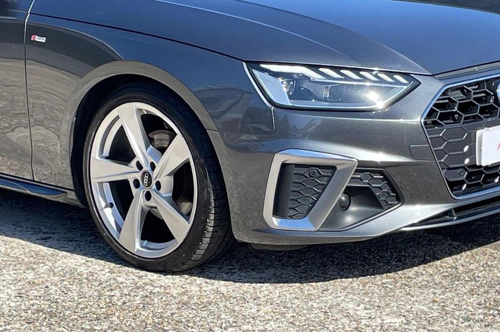 Audi A4 Avant Photo at-7aba31227cfa44eeb0a88a21a85d2ead.jpg