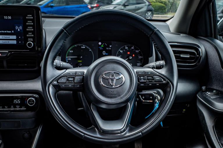 Used Toyota Yaris MD23EZK 13
