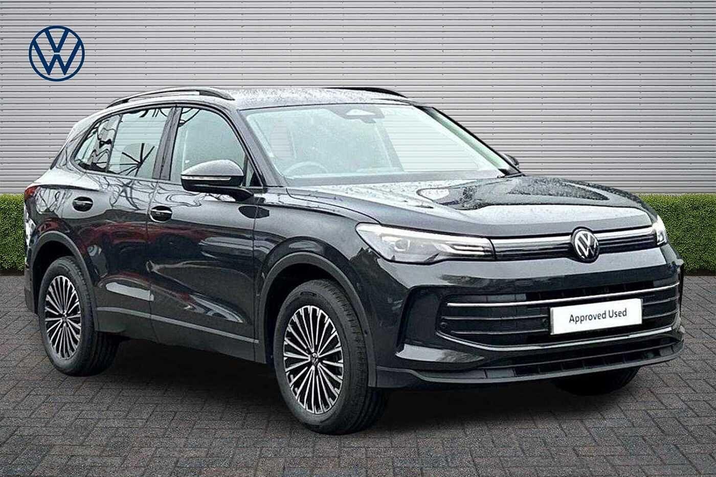 Volkswagen Tiguan Photo at-7ae182c344324deebdad2506ffe44875.jpg