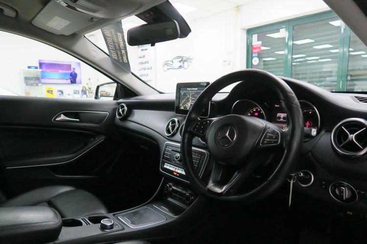 Used Mercedes-Benz GLA GN67NFA 10