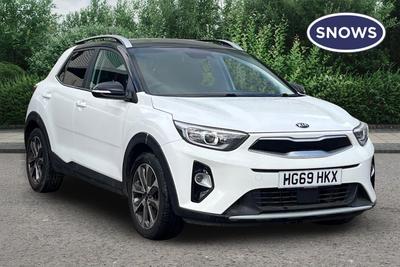 Used 2019 Kia Stonic 1.0 T-GDi 4 Clear White with Black Roof at Kia Motors UK