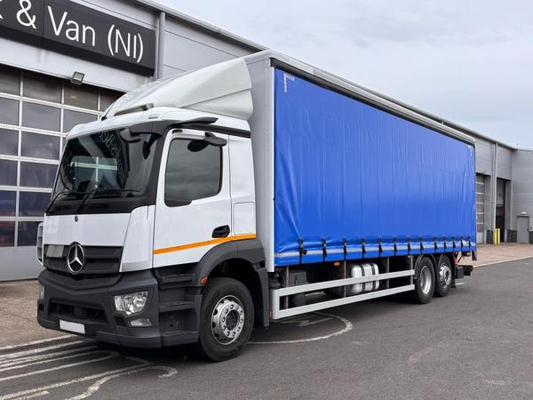 Used 2020 Mercedes-Benz Actros 5 2530 L Curtainside with Tail-Lift White at MBNI Truck & Van