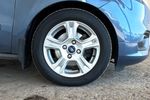 Ford TRANSIT COURIER Photo 10