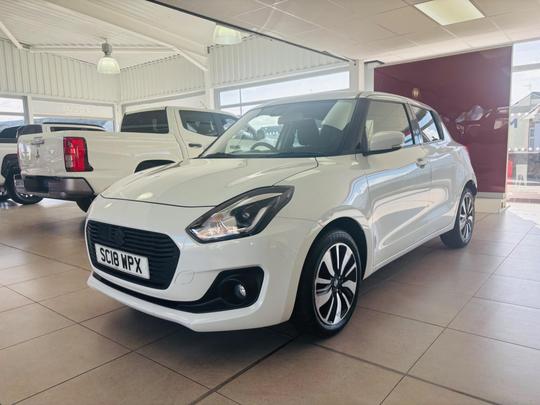 Suzuki Swift Photo at-7b60e0a0083f43f39d3e8a2330a25be5.jpg