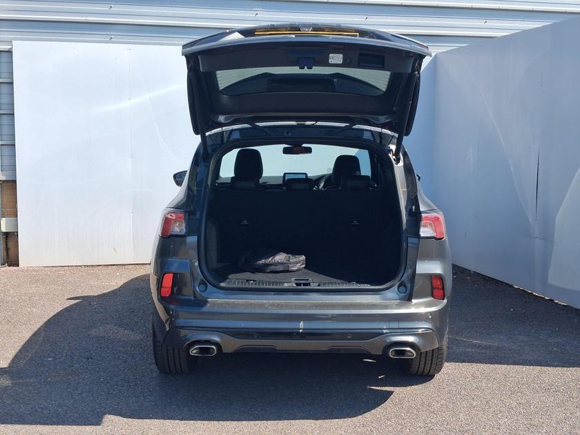 Ford Kuga Photo at-7b6a9bce9b5c495f972bd867624e9d79.jpg