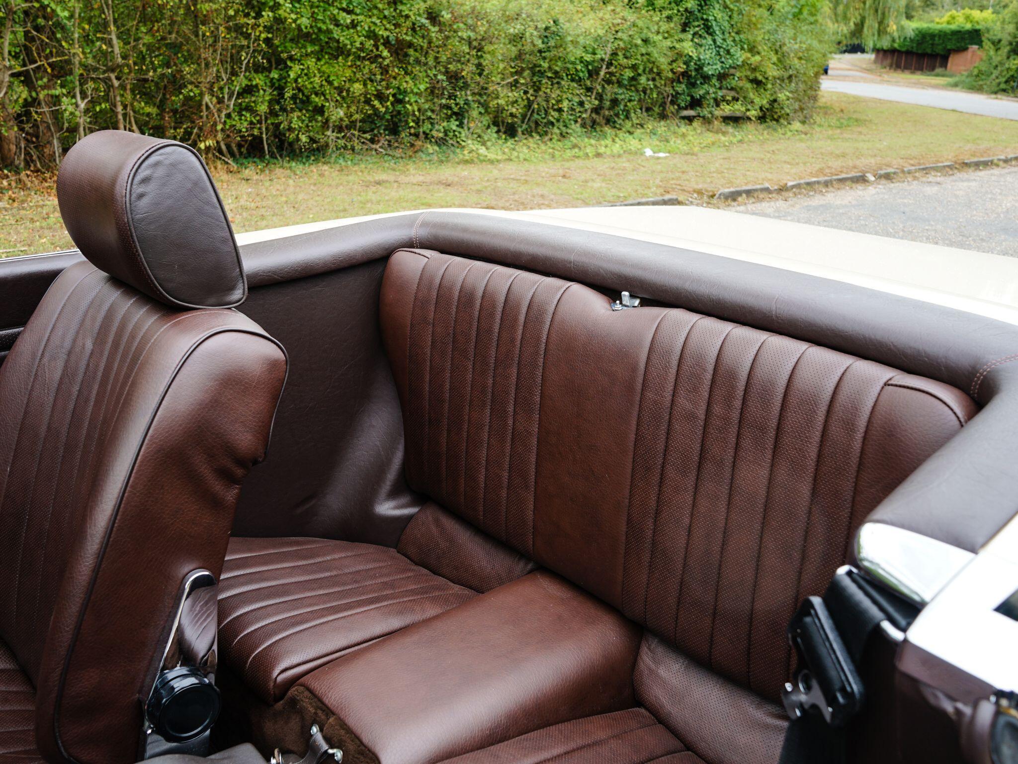 Mercedes-Benz 500 SL — photo 13