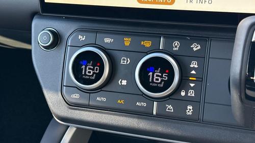 Land Rover Defender Photo at-7b8742df557945bbbf8cf8b4748dd0b3.jpg