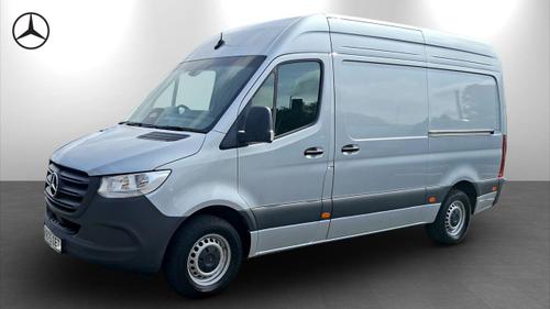 Mercedes-Benz Sprinter Photo at-7b88526fabe44d98b99890b66e20c019.jpg
