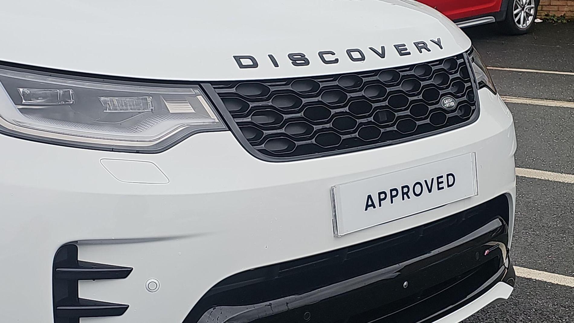 Land Rover Discovery Photo at-7ba90b17948a48e7aaf8adf8ac995855.jpg