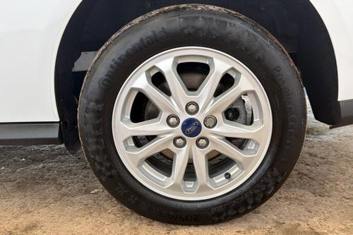 Ford TRANSIT CONNECT Photo at-7bbaccdcd30d4caf886eb5e2c014822d.jpg