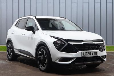 Used 2025 Kia Sportage 1.6 T-GDi 48V GT-LINE Fusion White at Kia Motors UK