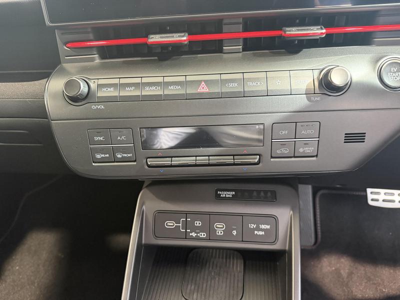 Hyundai KONA Photo at-7bc63fa4d689431fb81e6117f06d76aa.jpg