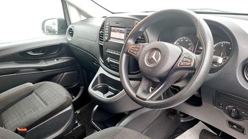 Mercedes-Benz Vito Photo at-7c123ab373f549cf8119510ed9f8bc4e.jpg