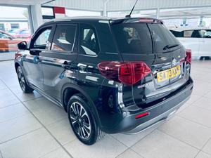 Suzuki Vitara Photo 3