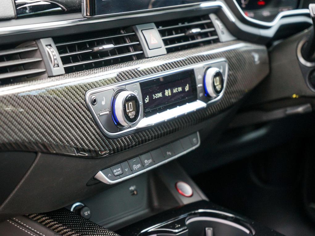Used Audi RS4 Avant VU22BOF 22