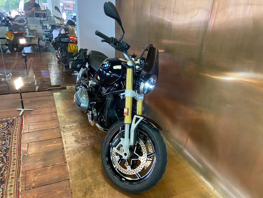 BMW R 12 nineT Photo at-7c5a7b4a373844c9a92d59da394ec3c2.jpg