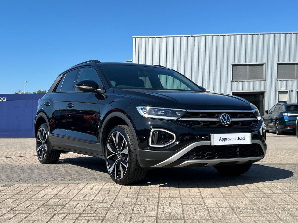 Volkswagen T-Roc Photo at-7c5a8c82314842e08854d6ab4b13e33b.jpg