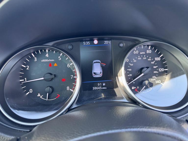 Used Nissan Qashqai KP69WJF 8