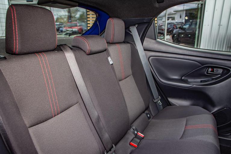 Used Toyota Yaris WU73OPO 11