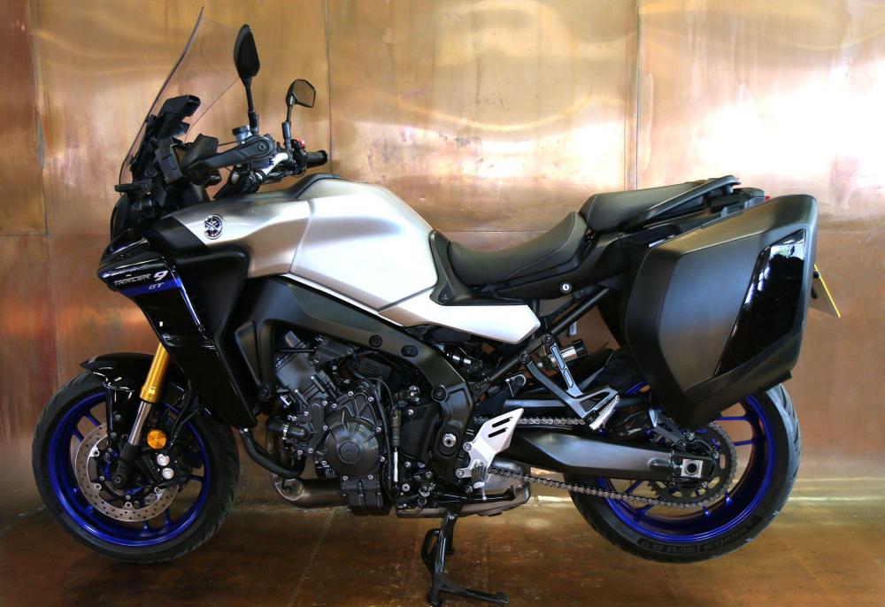 Yamaha TRACER 9 GT Photo at-7cb7e6b7a912420c8a305bca38e0493d.jpg