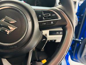 Suzuki Swift Photo 30