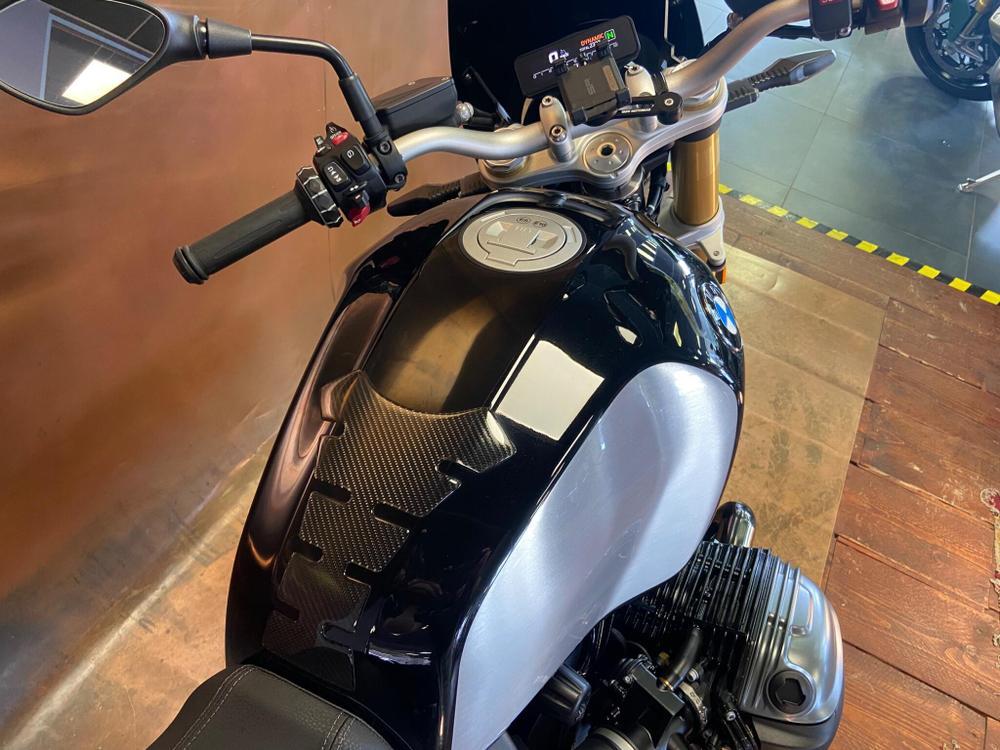 BMW R 12 nineT Photo at-7d0b3e0f1dce4e5794357b54151a8e8a.jpg
