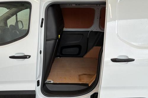 Citroen BERLINGO Photo at-7d10d930365843f291ab58cbfa5b5435.jpg