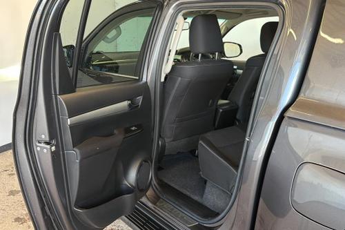 Toyota HILUX Photo at-7d143ee3863c4cfba7cbbd43f78daf7e.jpg