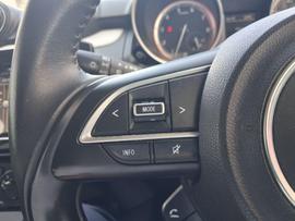 Suzuki Swift Photo 11