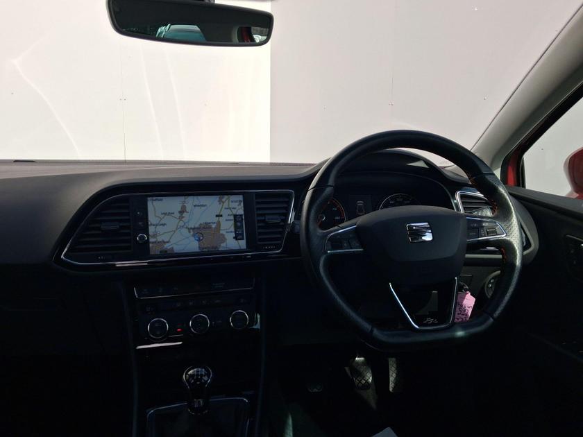 SEAT Leon Photo at-7d674c0bd1774099bdd882d50853d50d.jpg
