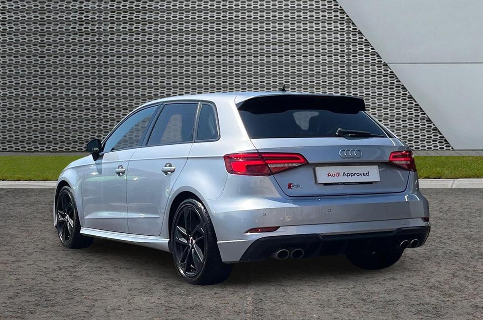 Audi S3 Photo at-7d785149c4a4485fa221ba0365f4f92e.jpg