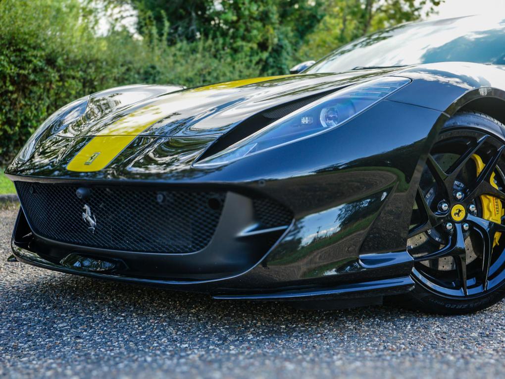 Used Ferrari 812 Superfast OO08SPB 9