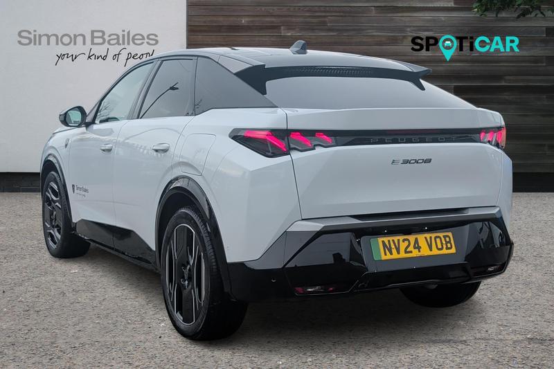 Used Peugeot E-3008 NV24VOB 2