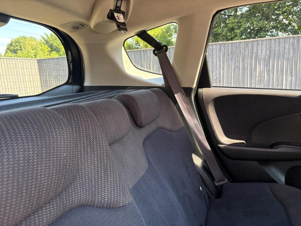 Honda Jazz Photo at-7d8df207bbfa468ebb91c3339d20e1b2.jpg