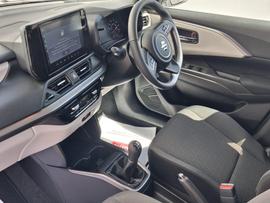 Suzuki Swift Photo 24