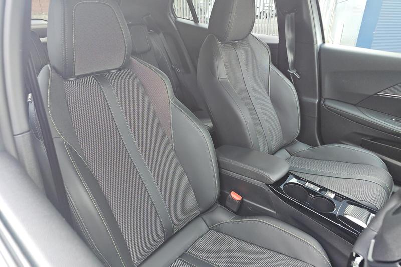 Used Peugeot 2008 KS74AYC 36