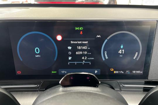 Hyundai KONA Photo at-7df192b8916c4faf9ce956095464b444.jpg