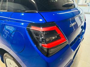 Suzuki Swift Photo 36