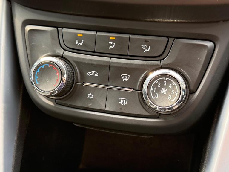 Used Vauxhall Zafira Tourer VN66YOP 23