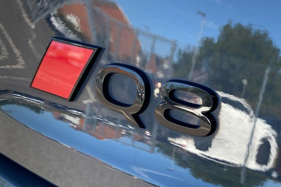 Audi Q8 Photo at-7e26f6d679a94851b7c0f9965012d83e.jpg