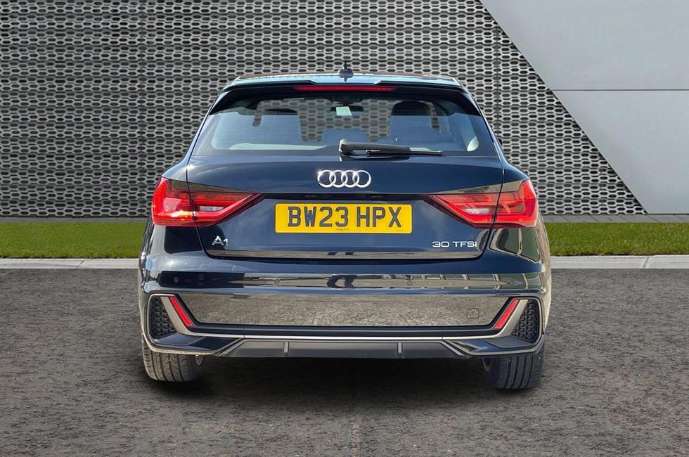 Audi A1 Photo at-7e35b9aa3a694090b1c9cbb5e03e5d5f.jpg