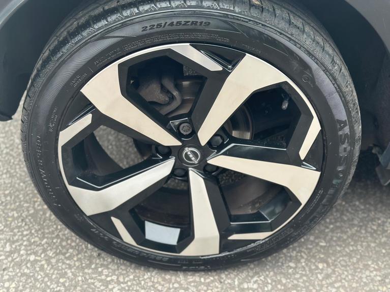 Used Nissan Juke DN73XEG 17