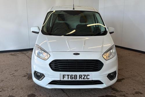 Ford TRANSIT COURIER Photo at-7eeea926516b4484a95bdd17d6901f3b.jpg
