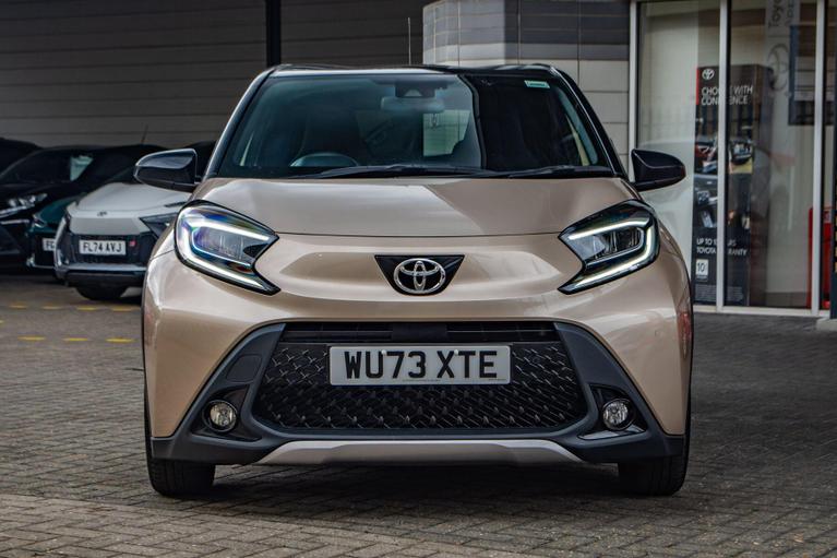 Used Toyota Aygo X WU73XTE 6