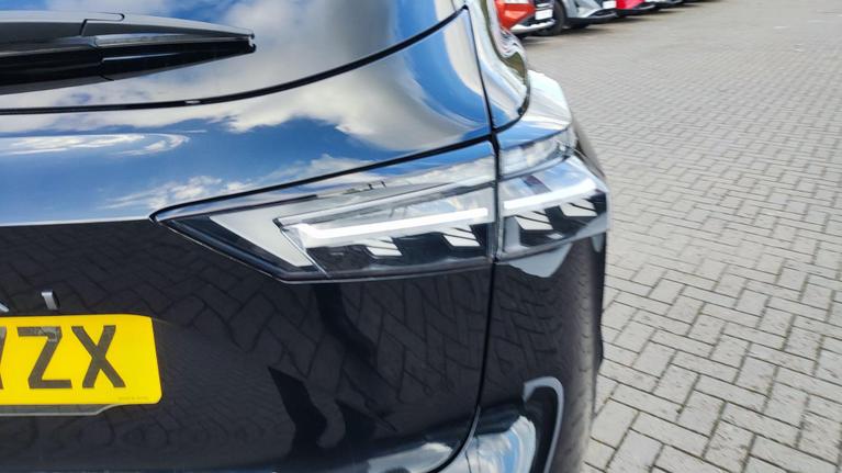 Used Nissan Qashqai RV25YZX 5