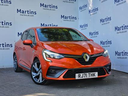 Used 2021 Renault Clio 1.6 E-TECH RS Line Auto Euro 6 (s/s) 5dr at Martins Group