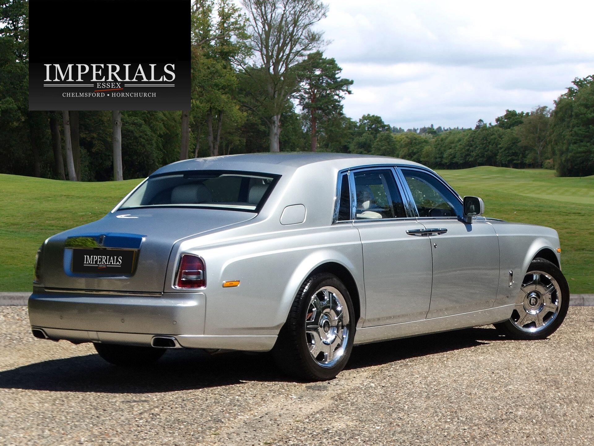 Rolls-Royce Phantom 6.7 V12 Saloon 4dr Petrol Auto Euro 5 (453 bhp) — photo 4