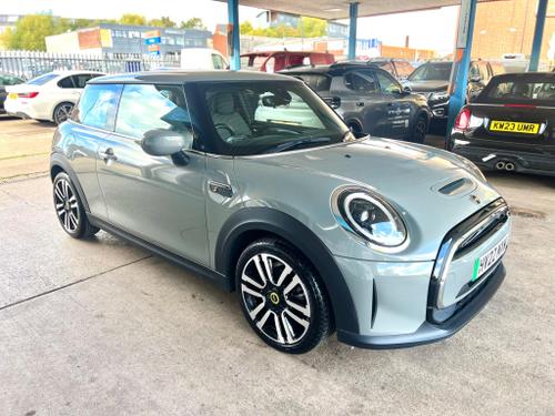 2022 Mini Hatch — photo 1 of 5