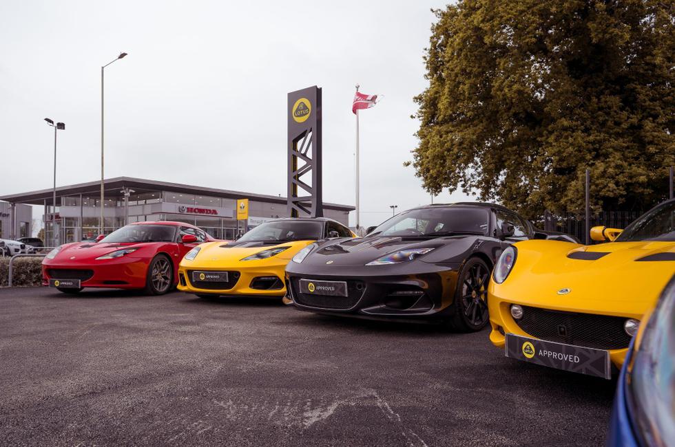 LOTUS Emeya Photo at-7fc1c6c2c8dc40a7bf8d65a803979676.jpg