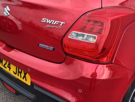 Suzuki Swift Photo 11